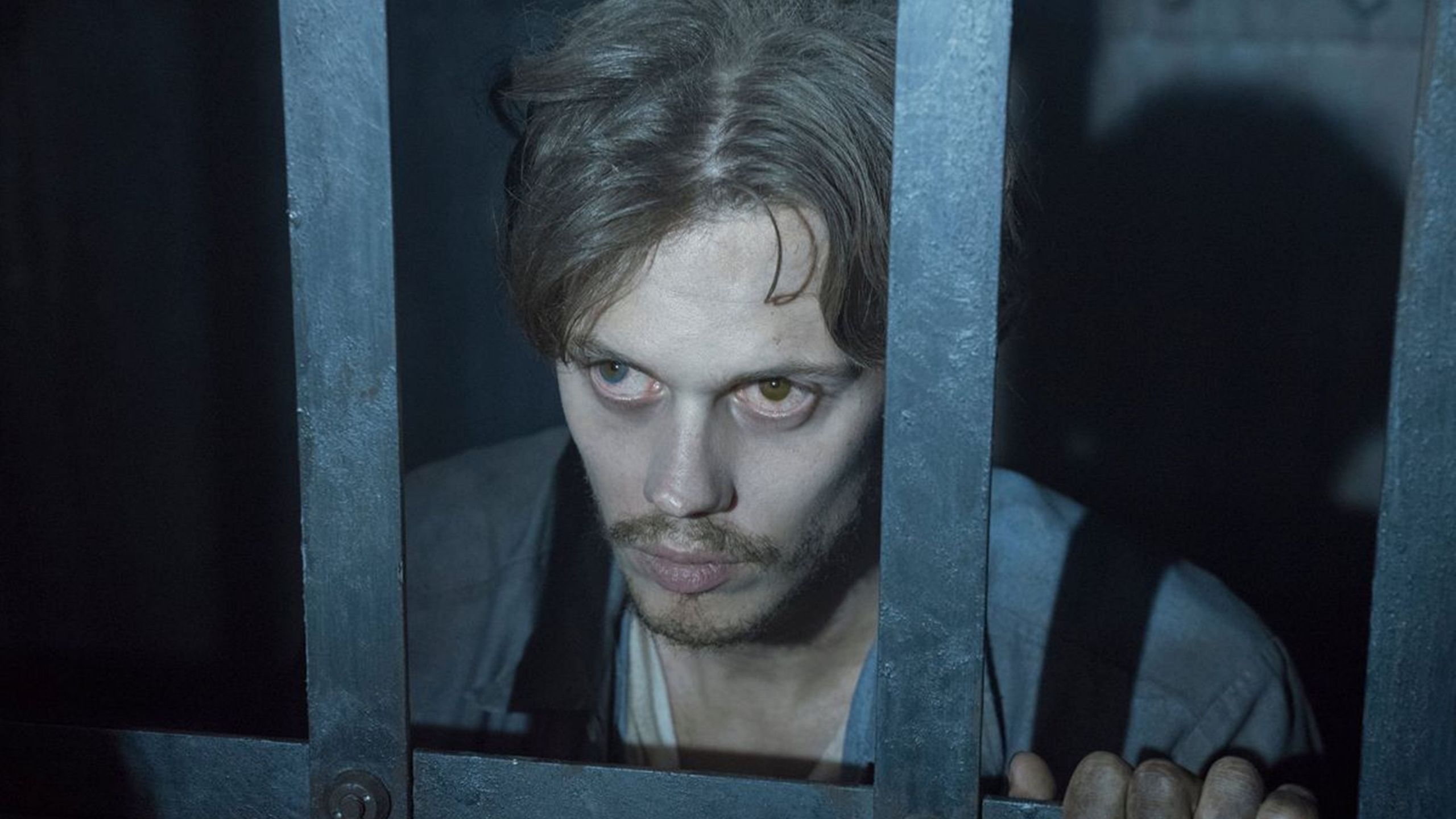 史蒂芬金迷絕對不能錯過!《牠》比爾史柯斯嘉 Bill Skarsgård 主演美劇《城堡岩》第二季即將登場!