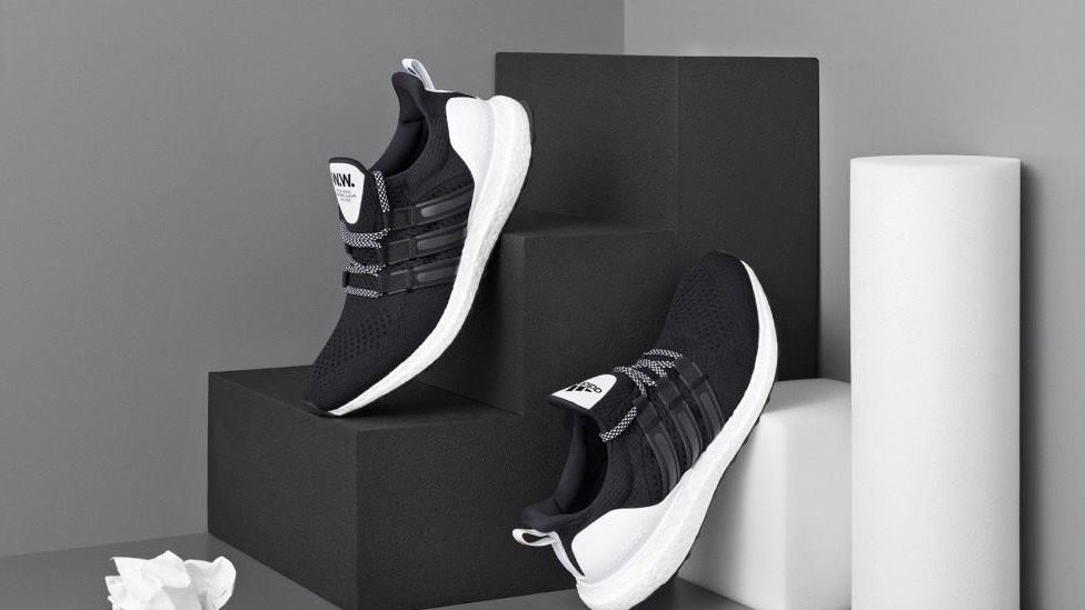 adidas CONSORTIUM攜手丹麥品牌Wood Wood打造全新Ultra Boost鞋款購物GQ瀟灑男人網