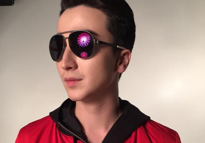 請換上粉嫩春裝!男模羅素示範8套春夏有型搭配教你如何大膽玩色時尚GQ瀟灑男人網
