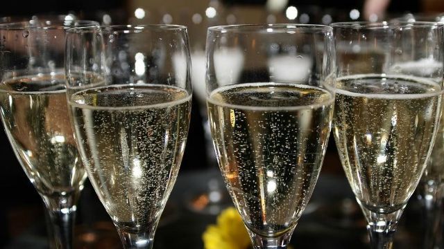 不只慶祝,汽泡酒能搭配的六種美食? | GQ瀟灑男人網