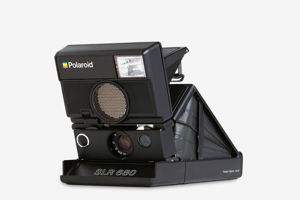 全世界限量一百台!藤原浩聯手相機品牌Polaroid Originals帶來要價五萬元的老式拍立得相機!
