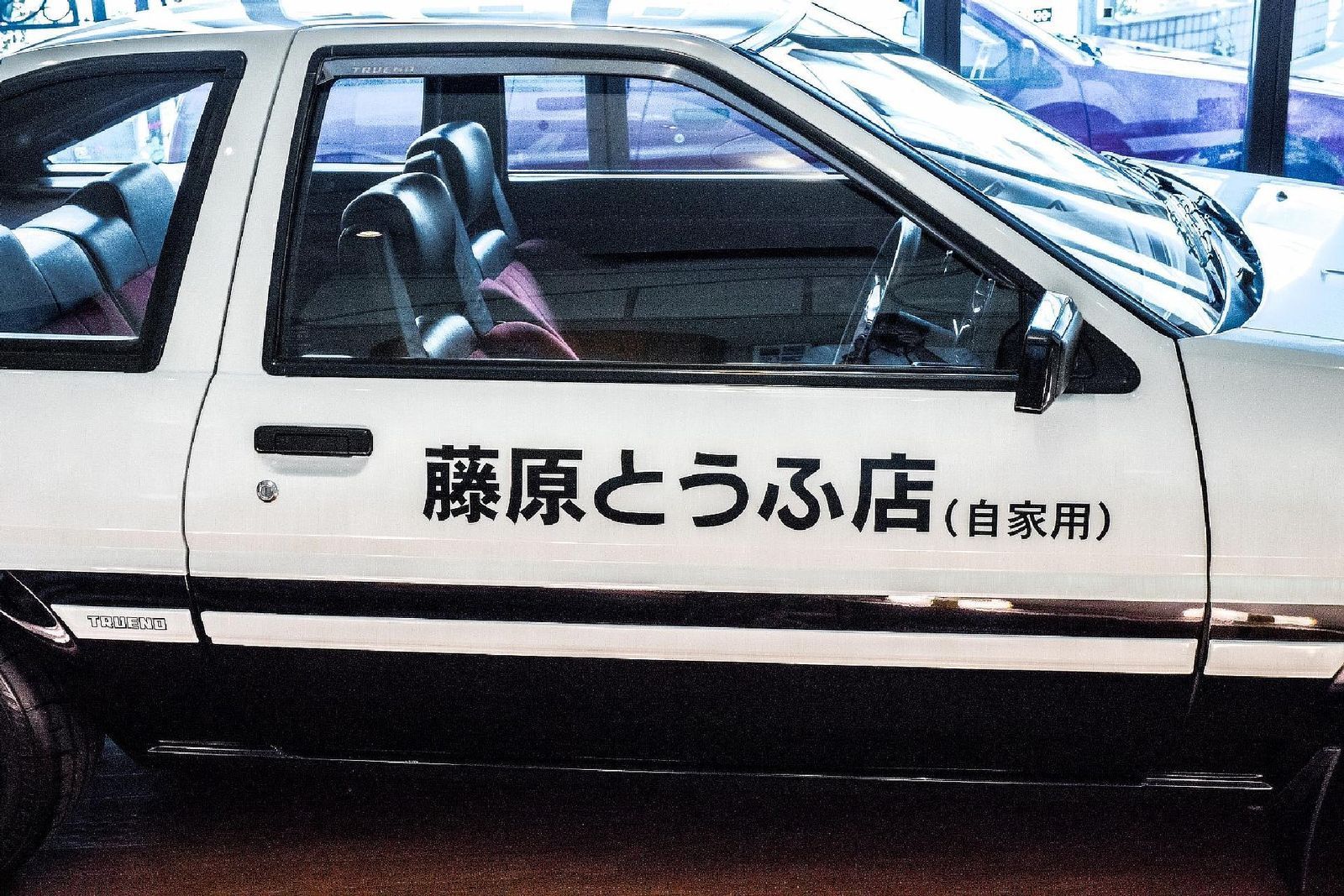 CorollaSprinter原本就是AE86的母車系,運動血統相當純正。
