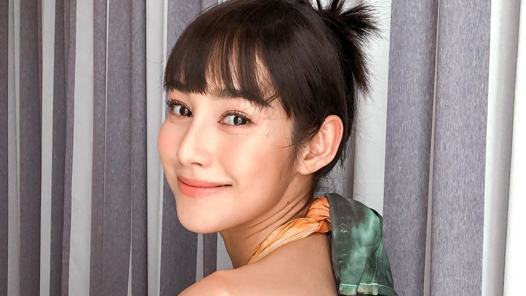 又柔又辣的美顏!「新生代泰劇女神」Tisanart Sornsuek 令人捨不得轉台!