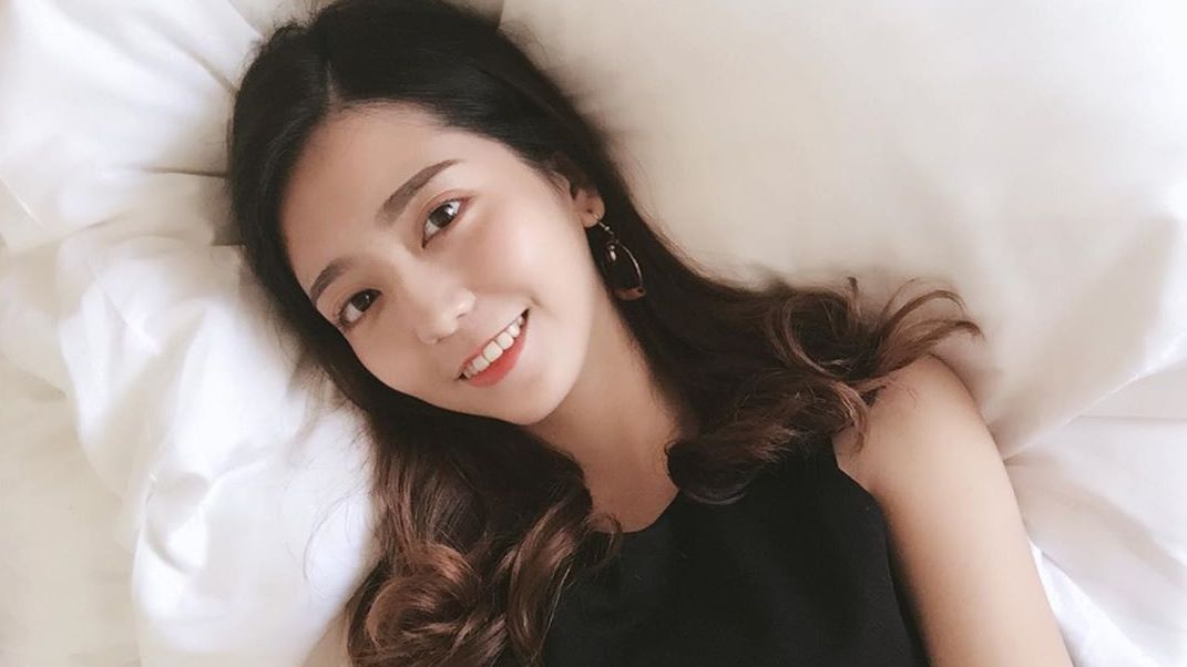 這雙大眼看不膩!「電機系朴信惠」正妹模特兒拔辣,嗓音甜進你心裡!