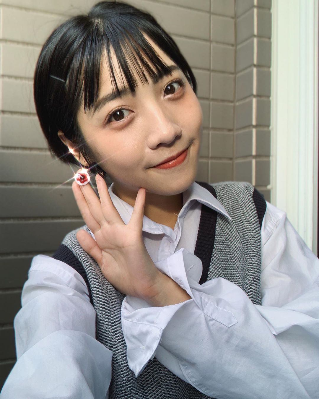 瘦子 E.SO 新歌 MV 女主角是她!林映彤「小背心真理褲」清純感氣質立馬成為熱門關鍵字!