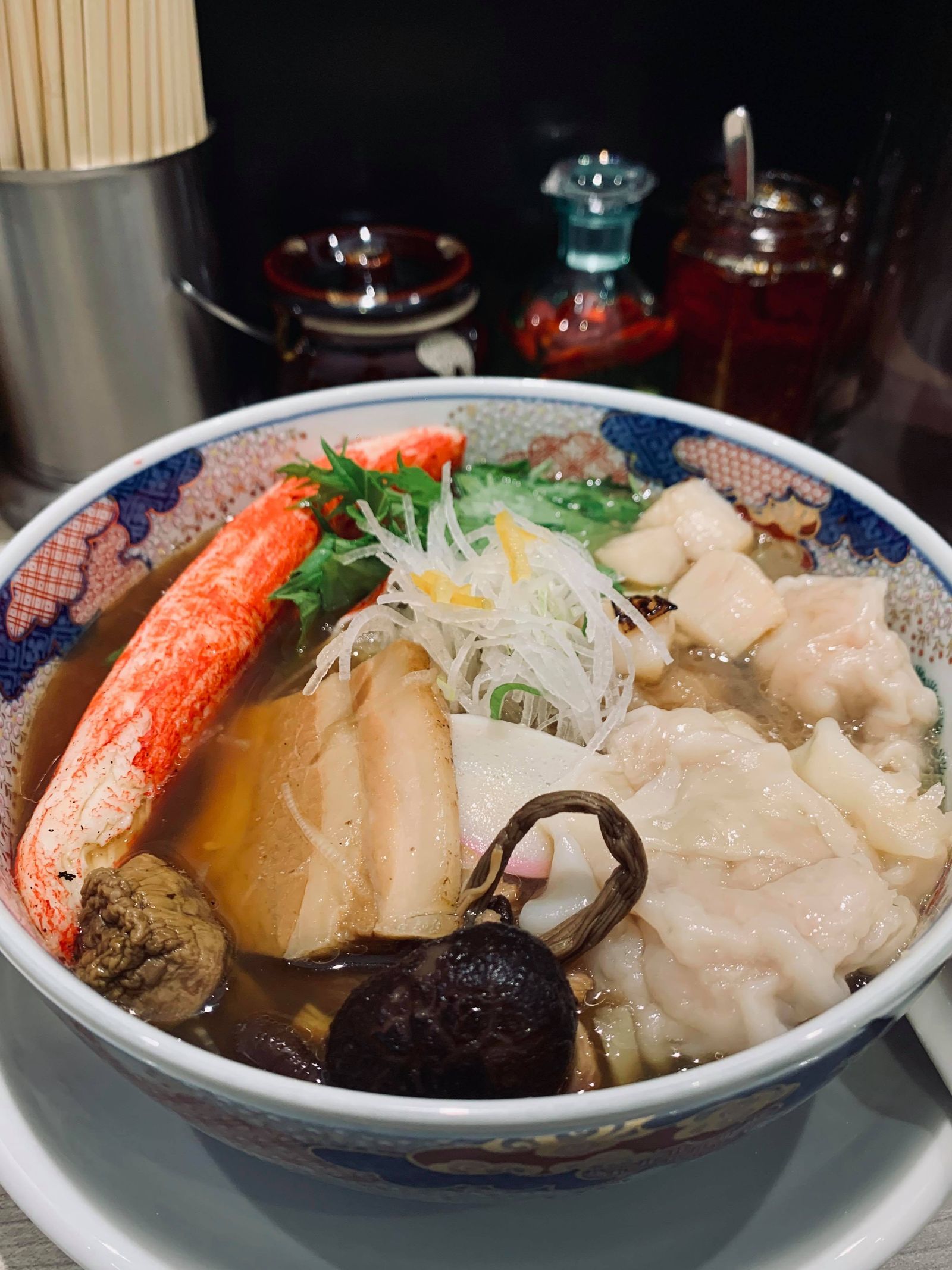 烹星-乾物清湯拉麵(加蟹肉棒及餛飩)
