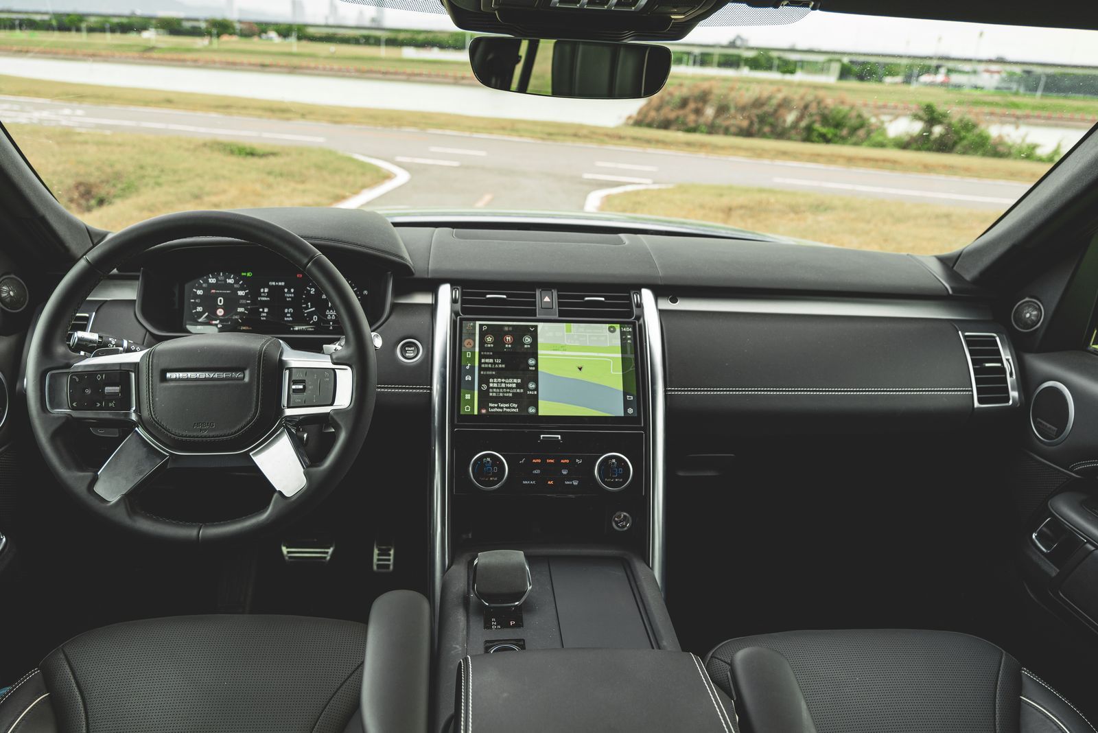 【GQ試駕】Land Rover Discovery 南台灣全程1200 公里實測,「大幅度內裝優化」為本作亮點