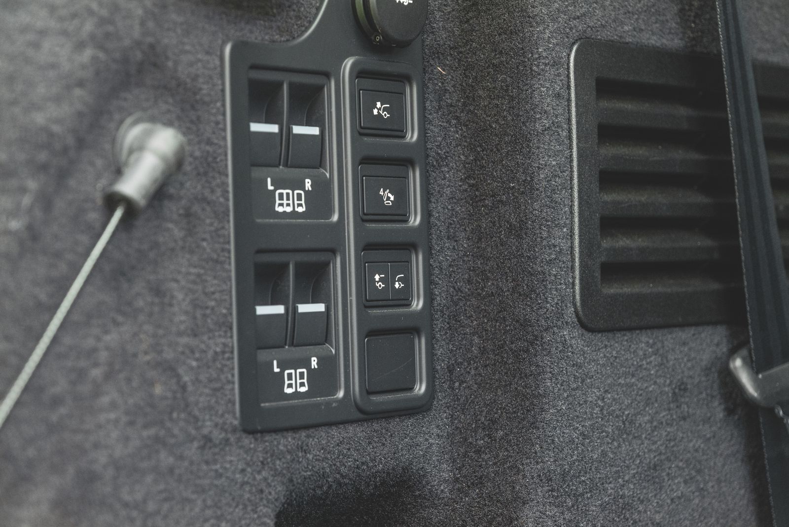 【GQ試駕】Land Rover Discovery 南台灣全程1200 公里實測,「大幅度內裝優化」為本作亮點