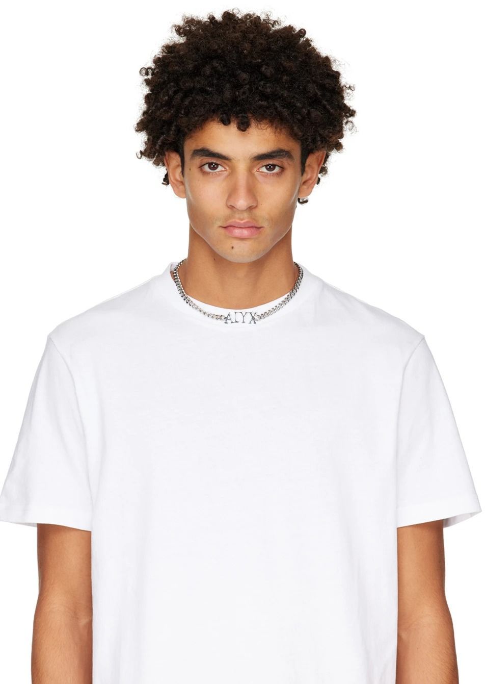 【SSENSE 新年特惠】男子飾品特輯:嚴選 12 款「個性項鍊」,從 MAISON MARGIELA 到巴黎品牌 A.P.C.,穿搭更加分!