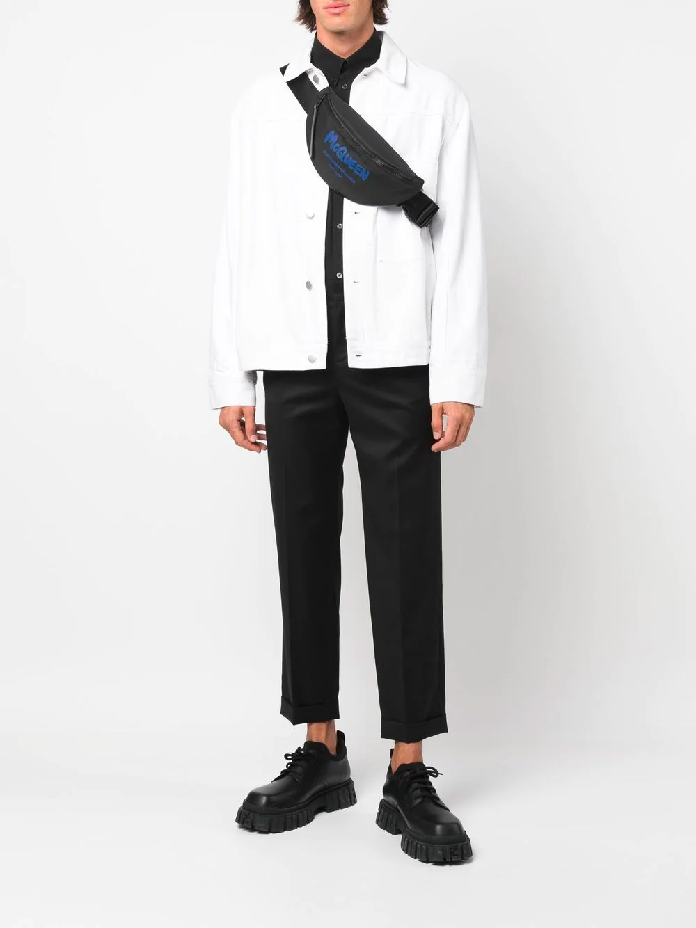 雨季外出必備:編輯精選 11 款「機能防水斜背包」,Kenzo、OffWhite 限時特惠中!