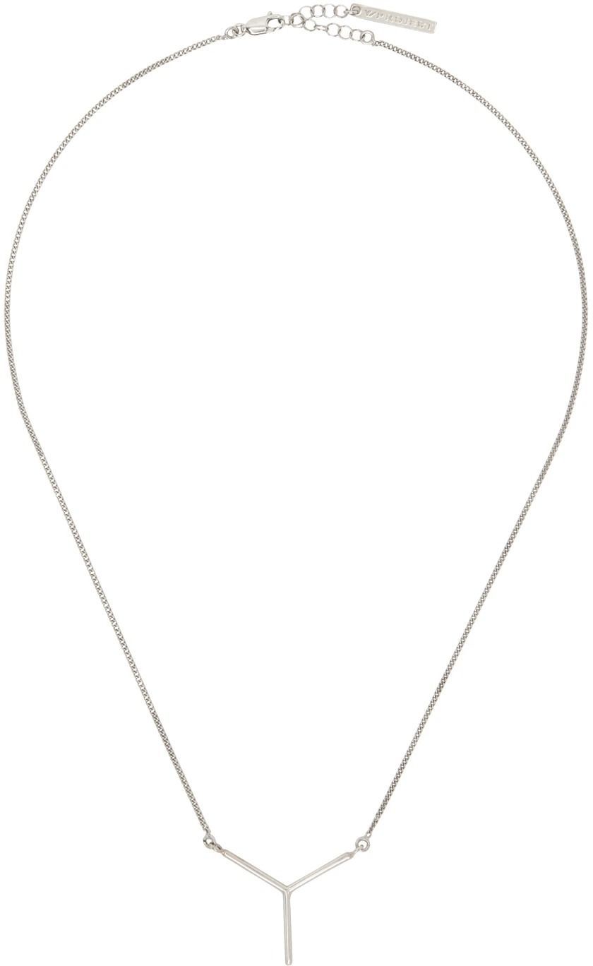 【SSENSE 新年特惠】男子飾品特輯:嚴選 12 款「個性項鍊」,從 MAISON MARGIELA 到巴黎品牌 A.P.C.,穿搭更加分!