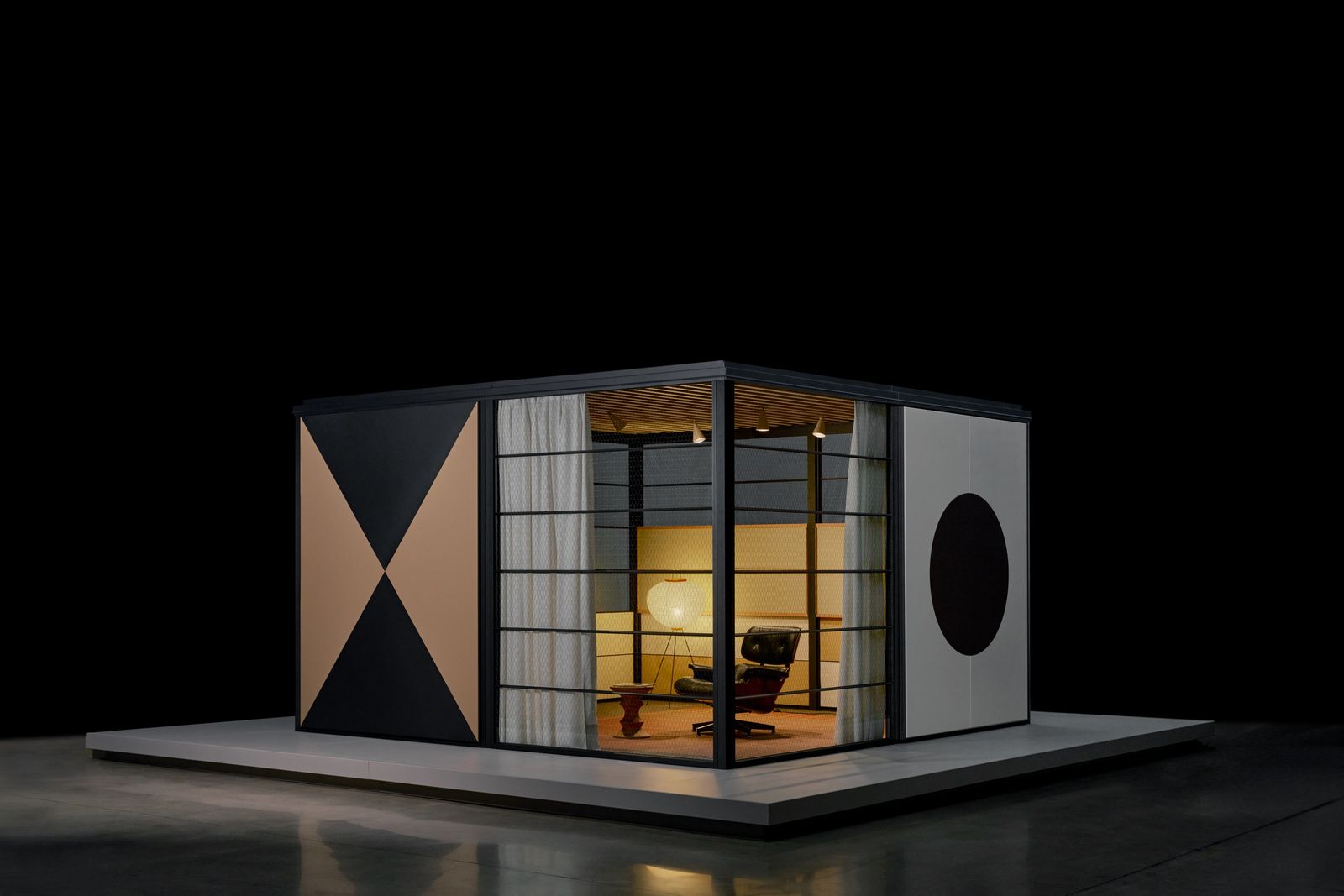 maqueta pequeña que simula una habitación